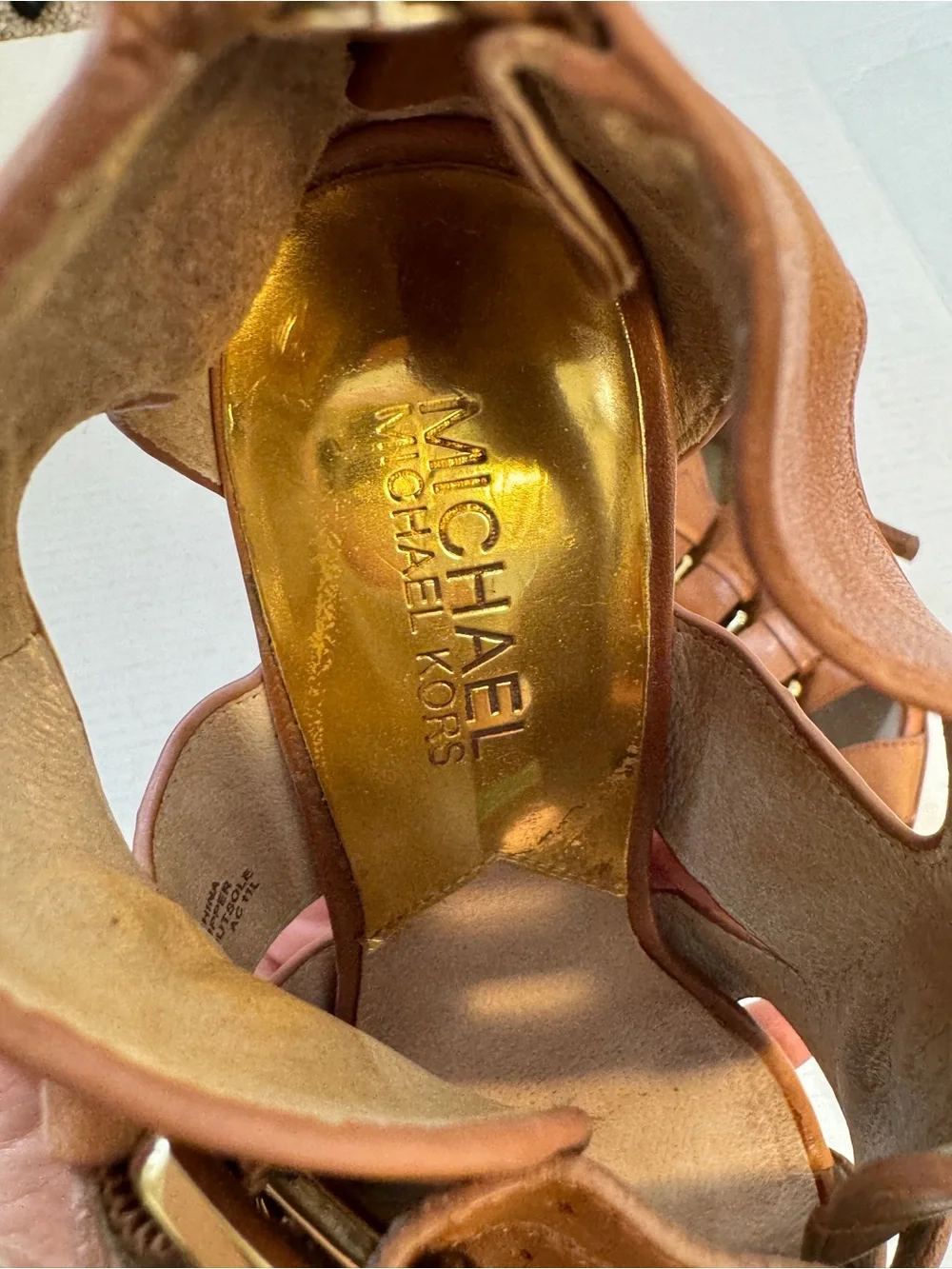 Michael Kors Tan Leather Strappy Buckle Kitten Heels Womens 6.5 Y2K Dressy